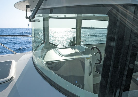 Front glass, Helm Station(For Single Engine)(OPT).